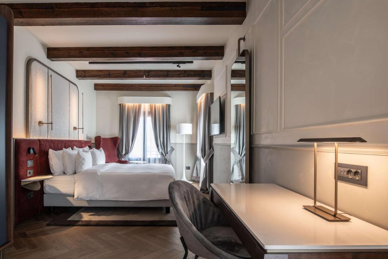 Radisson Collection Hotel, Palazzo Nani Venice Luaran gambar Deluxe Room