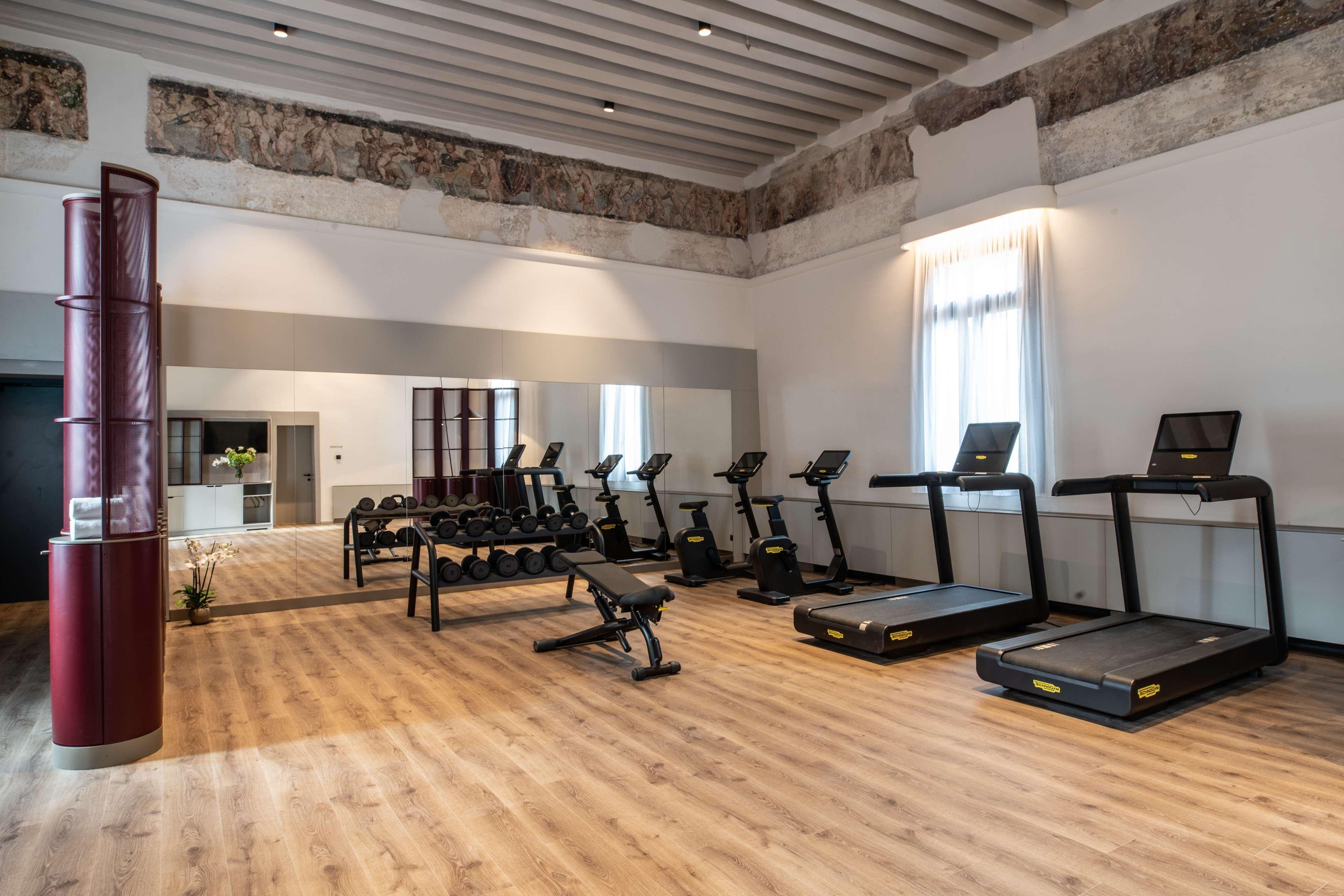 Radisson Collection Hotel, Palazzo Nani Venice Luaran gambar The gym at the hotel