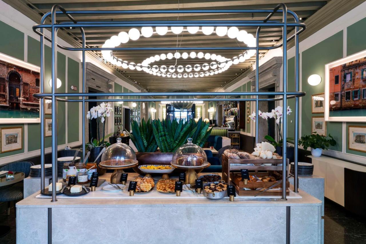 Radisson Collection Hotel, Palazzo Nani Venice Luaran gambar The interior of the restaurant